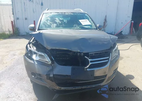 2011 Volkswagen Tiguan Se z USA, uszkodzony, nr VIN WVGBV7AXXBW541213